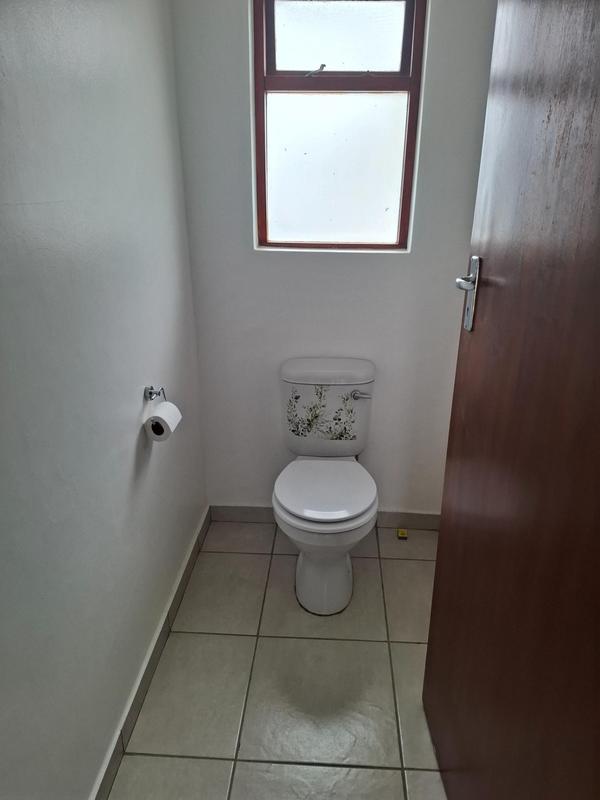 To Let 4 Bedroom Property for Rent in Dwarskersbos Western Cape